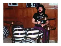 Ludwig Vistalite Black & White Candy Stripe swirl drum kit