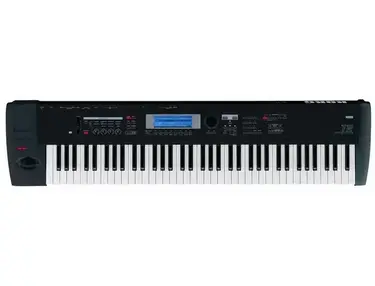 Korg TR76 Synthesizer
