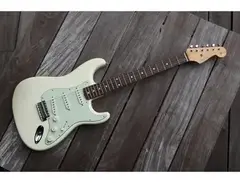 1989 Fender Stratocaster (Made in Japan) main image