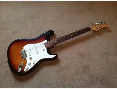 Fernandes RS-50 Stratocaster