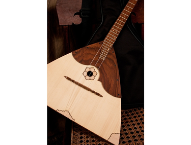 Roosebeck Prima Balalaika