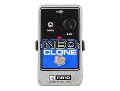 Electro-Harmonix EH-4600 Small Clone - ranked #6 in Chorus Effects Pedals |  Equipboard