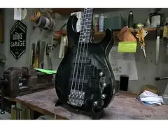 "Carbon Bass" Modulus musicman by Guitare Garage main image