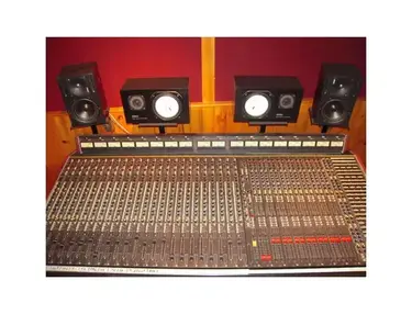 Soundcraft 2400