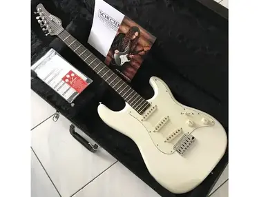 Schecter USA Signature