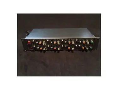 TASCAM MX-80 microphone mixer