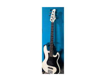 Tanara Bass