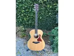 Taylor 214e Grand Auditorium Acoustic-Electric
