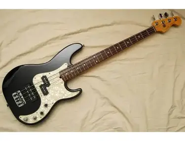 Fender Deluxe Active Precision Bass 1998