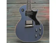 Rock N Roll Relics Thunders II is a newer version of Rock N Roll Relics Thunders Model