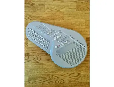 Suzuki Omnichord OM-100 System 100