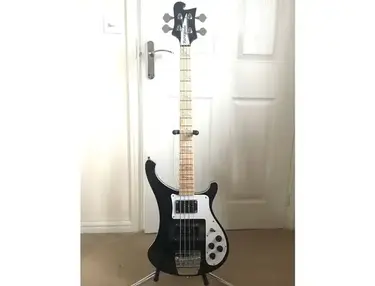 Retrovibe Renegade