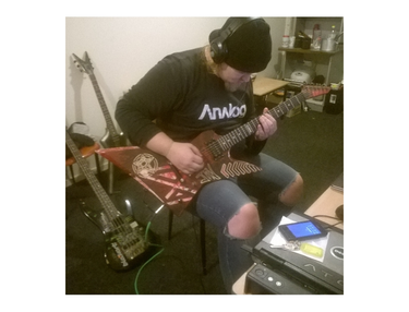 ESP/LTD EX 50 (Custom Red) (ViXXXen)