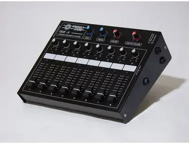 Formula Sound QUE-8