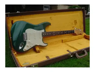 Fender American Vintage Hot Rod '62 Stratocaster