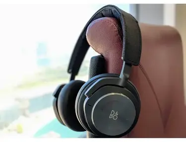 B&O Beoplay H9i