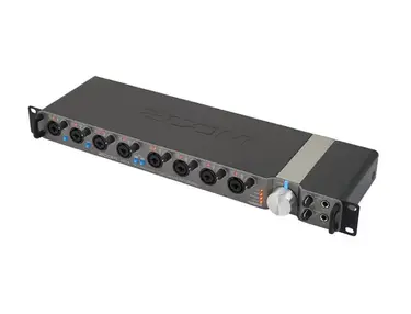 Zoom UAC-8