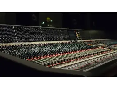 AMS Neve 88RS