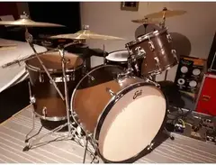 Vintage style custom shop drum kit main image