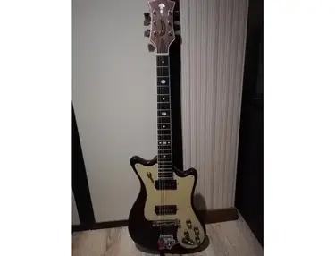 Musima USSR guitar Modified (the only kind)