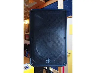 Yamaha DBR 15 Loudspeaker