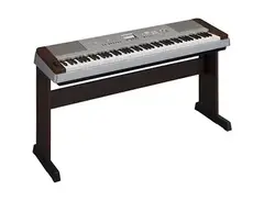 Yamaha DGX640W Digital Piano