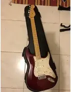 Fender American Deluxe Stratocaster 1998-1999 main image