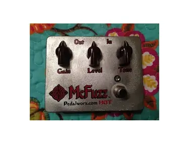 Pedalworx McFuzz Hot