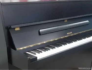Hellas piano