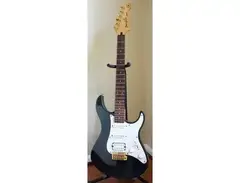 Yamaha Pacifica 312 main image
