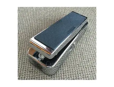 HomeBrew Electronics HBE Homebrew Electronics Medicine Bawl wah