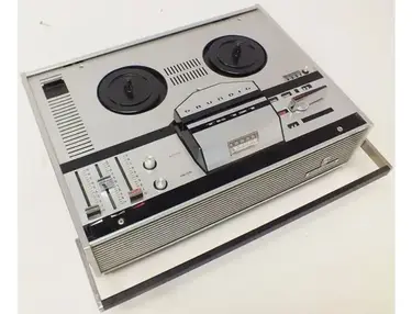 Grundig TK121