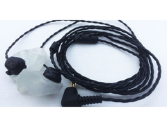 Read Audio R100 Custom In-Ear Monitors main image