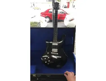 1976 Guild S-300 Left-Handed