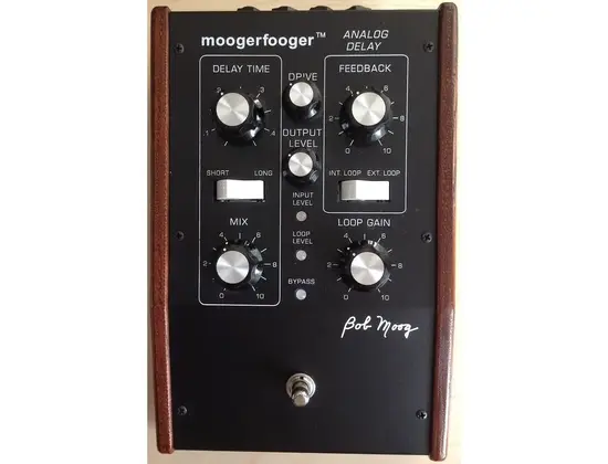 Moog Moogerfooger MF-104 Analog Delay