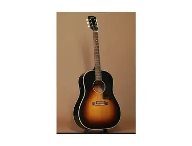 Gibson J-45 Historic Collection