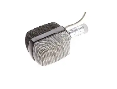 AKG D12