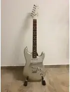 Fender Custom Shop 1999 Silver Sparkle Stratocaster main image