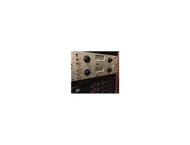 Summit Audio TLA-100A Tube Leveling Amplifiers Compressor/Limiters (Stereo Pair)