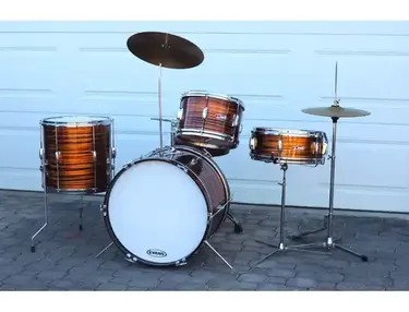 Vintage Pearl Tiger's Eye Drum Kit