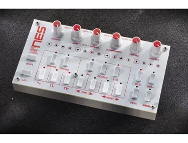 Twisted Electrons hapiNES L