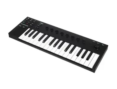 Komplete Kontrol M32