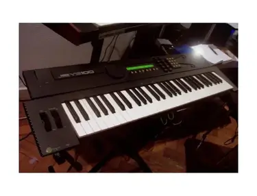 Yamaha YS100