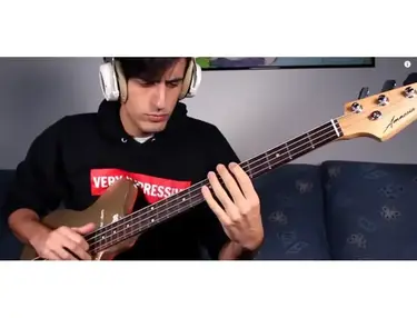 Davie504 YouTube Golden Play Button Bass