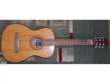 Cremona Guitar