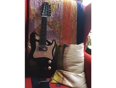 Wes Lambe Guitars Custom Electric Charango