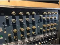 21B Dual Channel 4-Band Parametric Equalizer main image