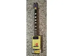 Cigar Box Guitar made by luthier Giuliano Calcagno main image