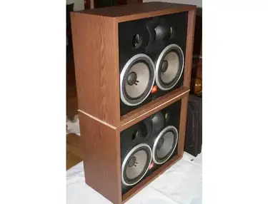 JBL 4612 SR speakers