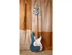 Fender Precision Special
